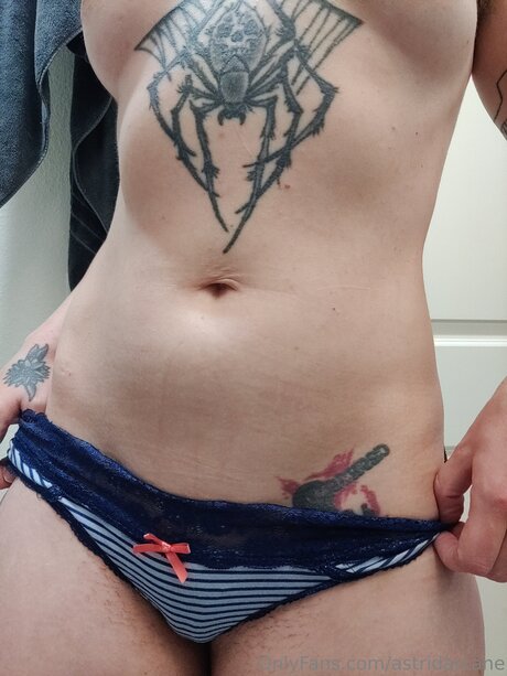 Astridarcane star beautiful pic