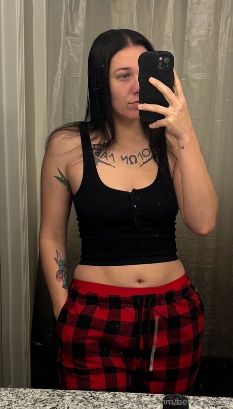 Bekkyybiitch nude star pic