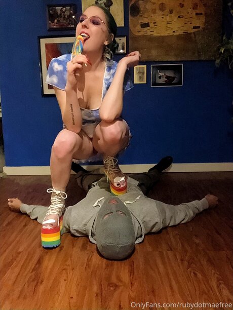 Rubydotmaefree beautiful pornstar image