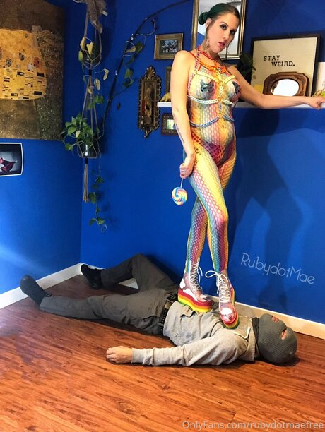 Rubydotmaefree art star photos