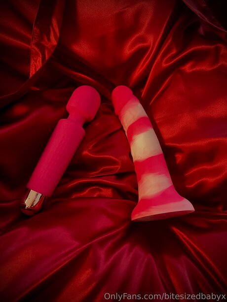 Bitesizedbabyx pornstar nudes photo