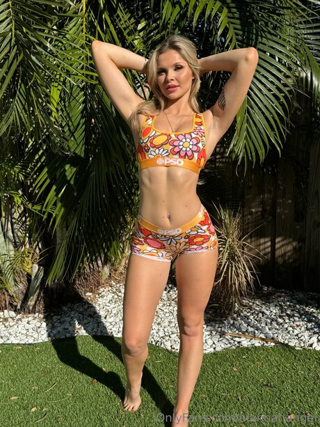 Alannahangel pretty pornstar image