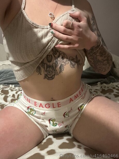 U416410466 sexy star photos