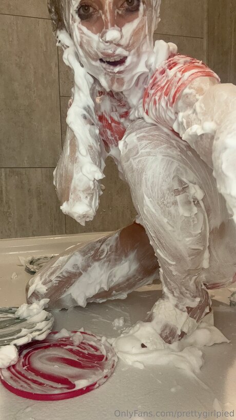 mom onlyfans free nude images