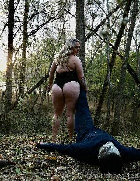 black onlyfans sexy pic