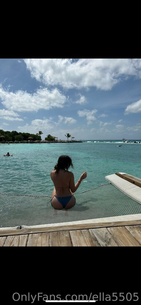 Oppachoppa xxx model photo