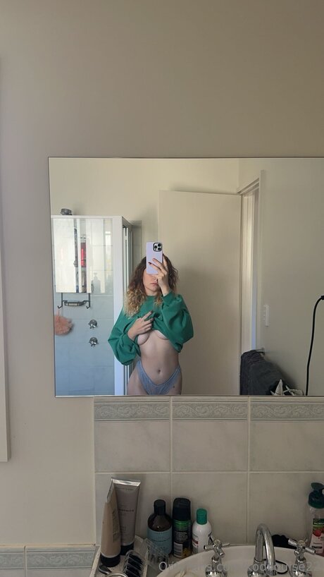 Kodilouise22 model sex image