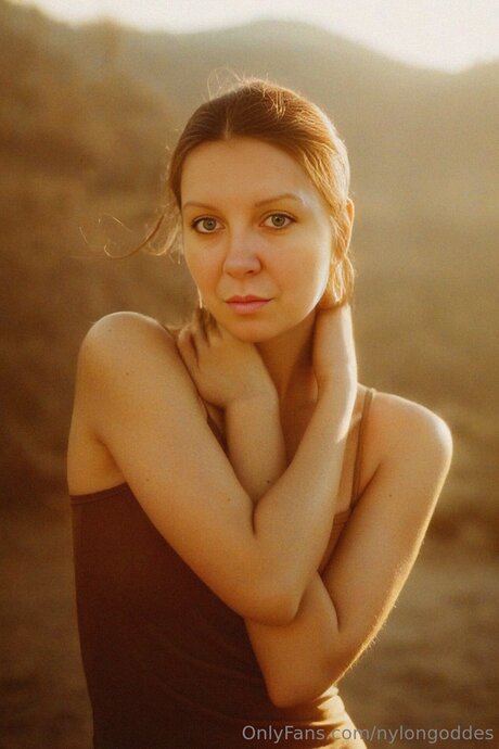 Nylongoddes hd star archive