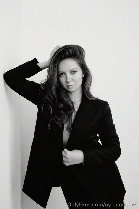Nylongoddes erotic pornstar pictures