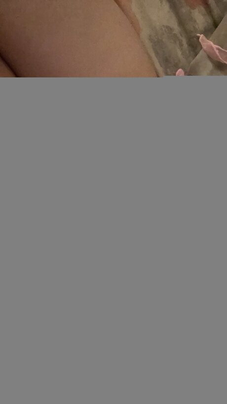 Pixievixencrypt nudes star pic