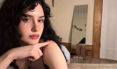 Pixievixencrypt sex pornstar photo