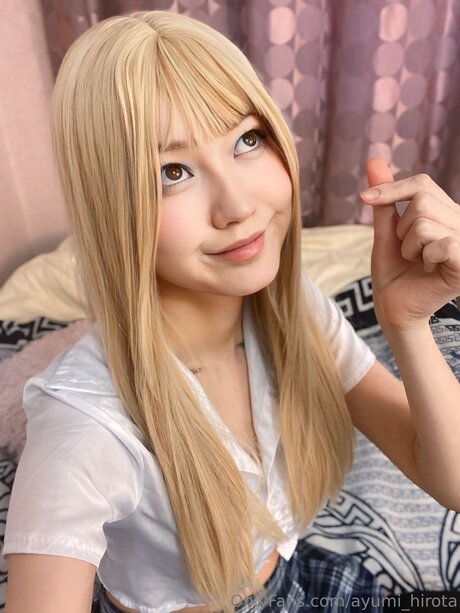 Ayumi Hirota naked actress archive