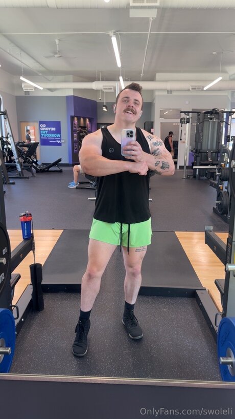 sexy mom onlyfans sexy naked pic