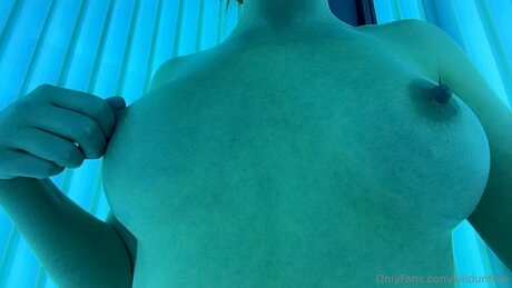 Wildunfree erotic actress gallery