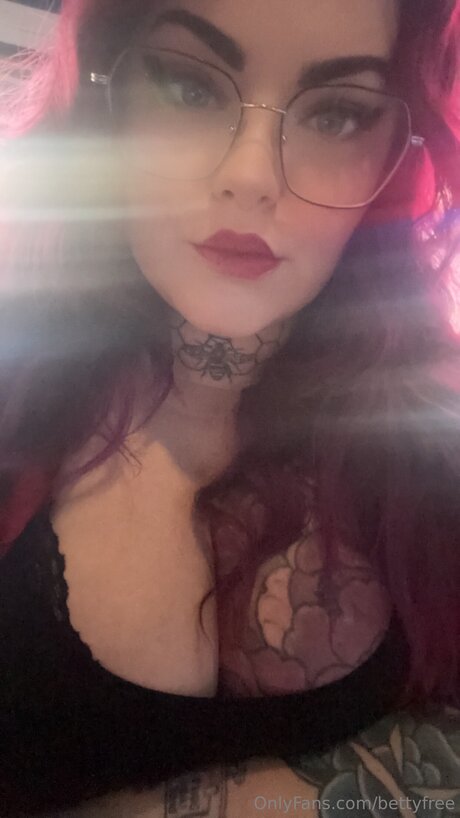 Bettyfree pretty model image