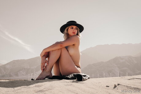 Mandy Skie naked star galleries