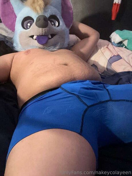 Nakeycolayeen pornographic model pic