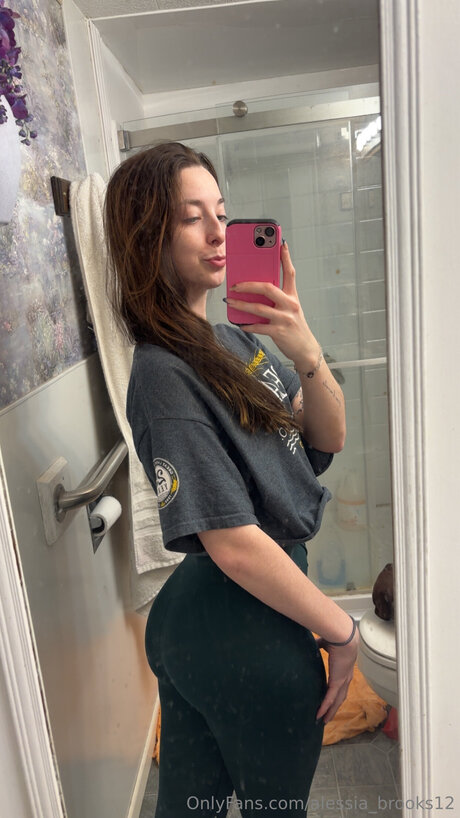 Alessia Brooks12 model beautiful galleries