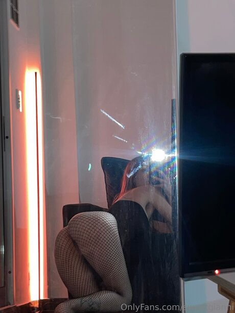 Sweetgianni star exclusive image