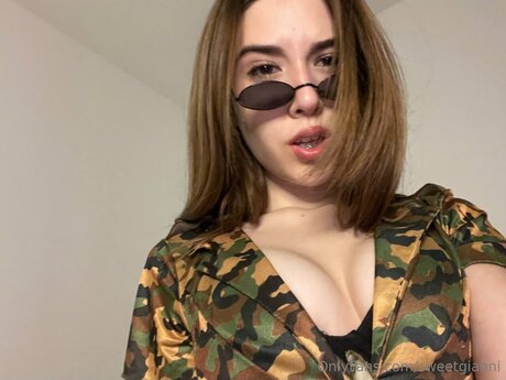 Sweetgianni pornstar pretty images