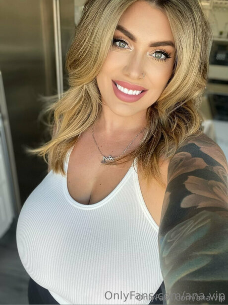 Ana Vip free star archive