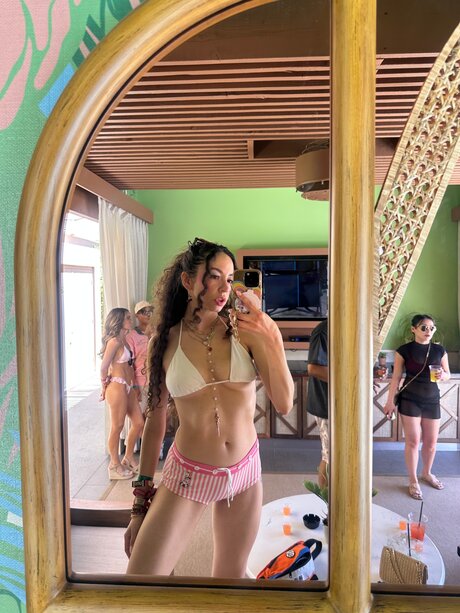 redhead skinny onlyfans hd images