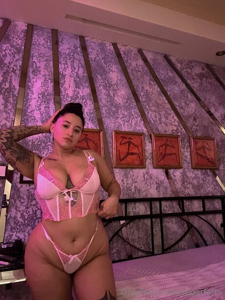 Sugarfarts model adult img