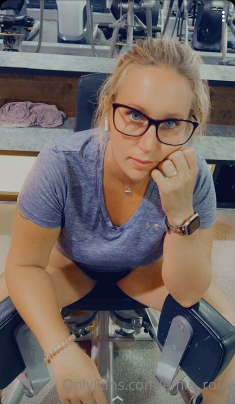 Emie Roux sex actress pics