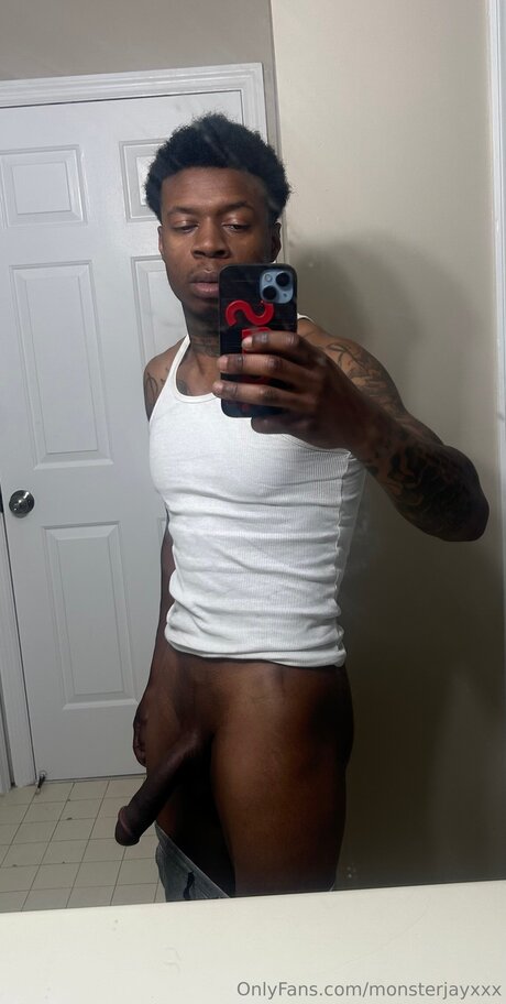 Monsterjayxxx erotic actress image