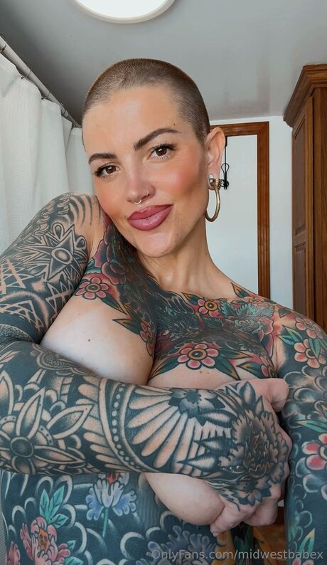 Midwestbabex star sex photos