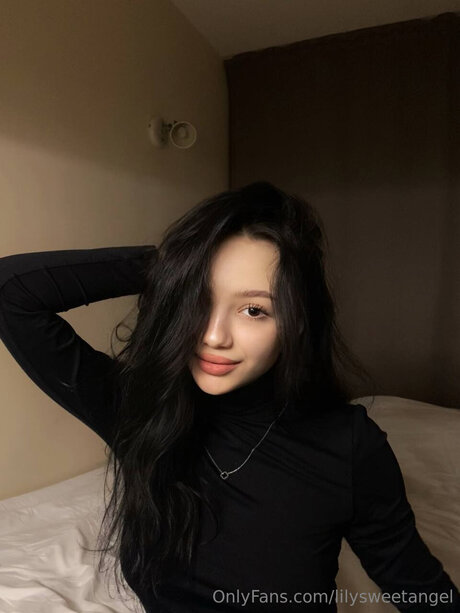 Angelikalust adult model img