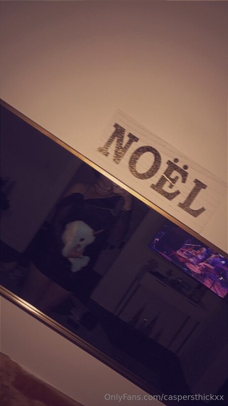 Caspersthickxx sexy model gallery