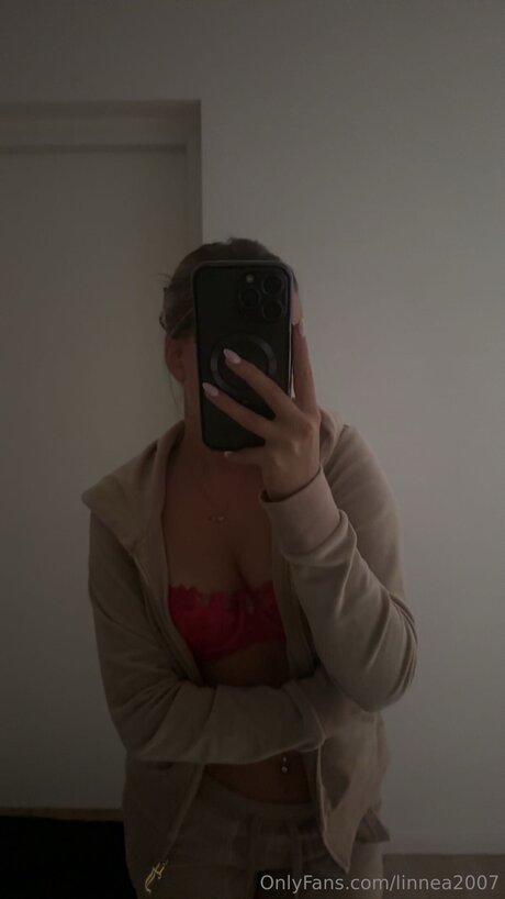 Linnea2007 nice pornstar img