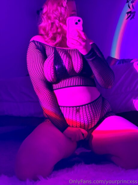 Yourprincxss nice model photo