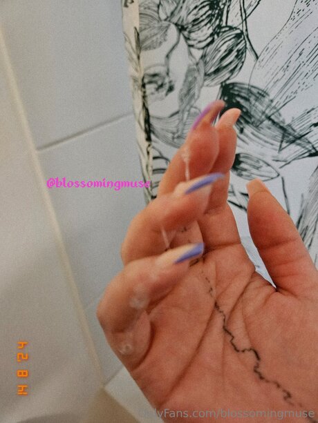 teen asian onlyfans hot nude picture