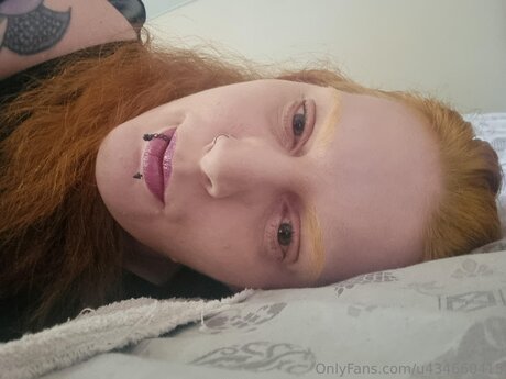 shemale handjob onlyfans porno images