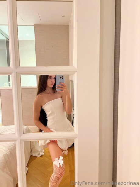 Nikaazorinaa actress archive