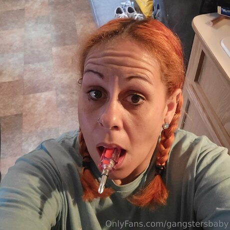 Gangstersbaby naked pornstar archive