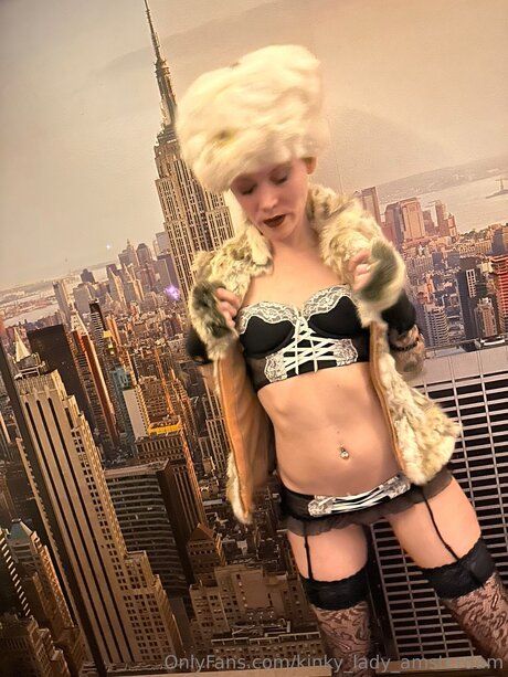 Kinky Lady Amsterdam exclusive actress archive