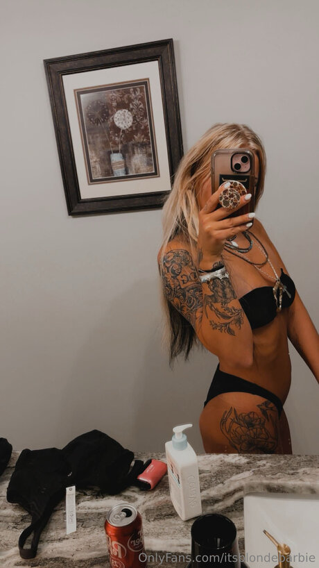 Itsblondebarbie pornstar perfect img
