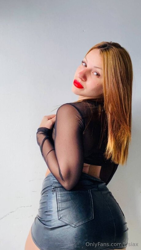 Lysiax naked pornstar images