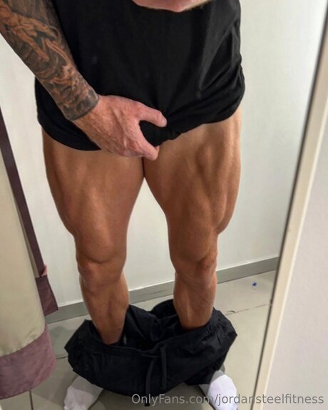 Jordansteelfitness model free picture