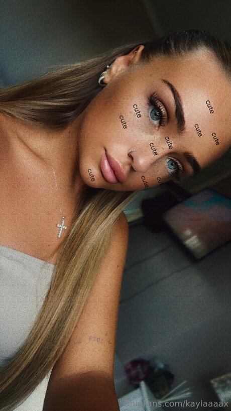 big tits nerd onlyfans erotic image