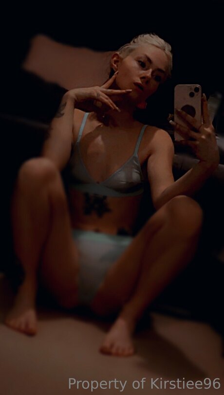 Kirstiee96free star sex pics