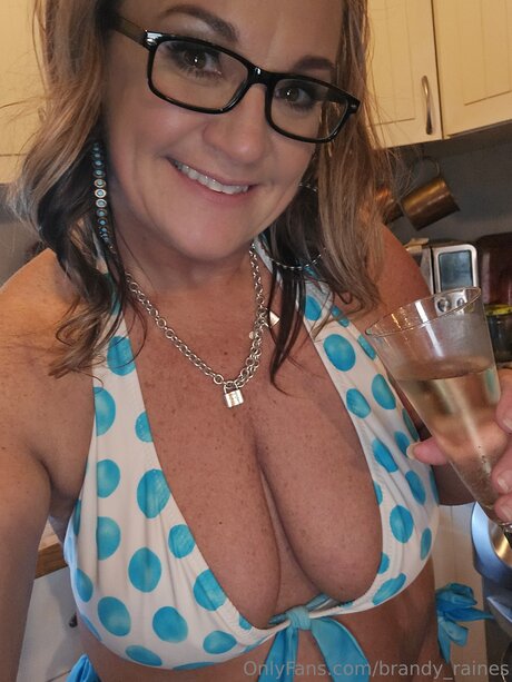 Brandy Raines star beautiful pics