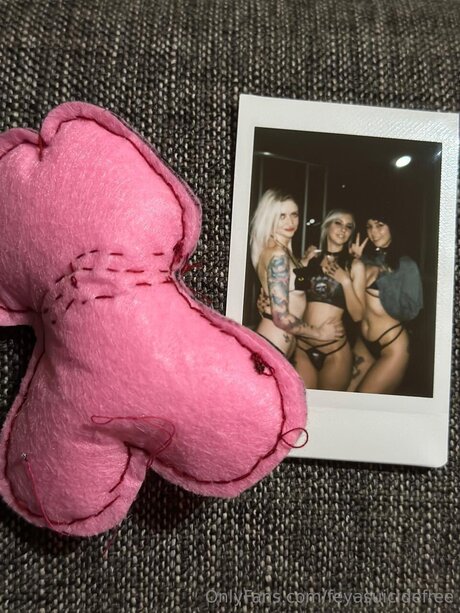 Feyasuicidefree pretty star photos