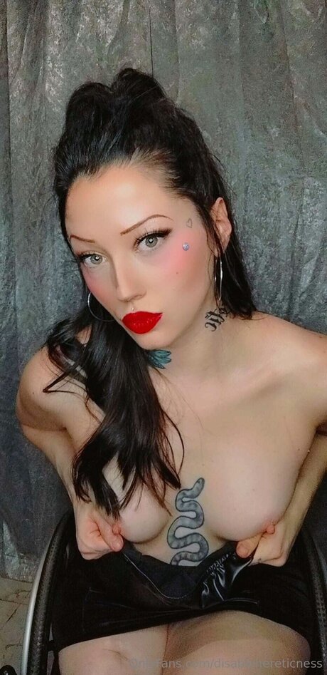 Disablehereticness pretty actress gallery