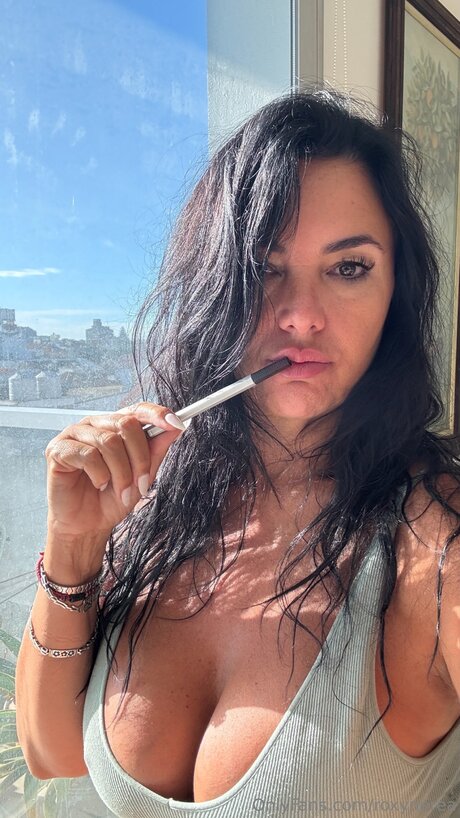 Roxynerea star pornographic images