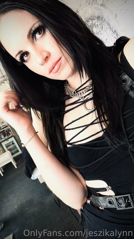 Jeszikalynn hot actress images