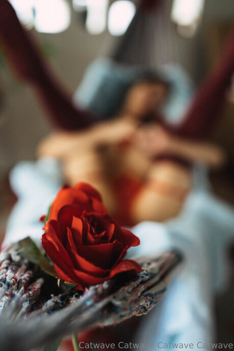 Catwave hot model picture